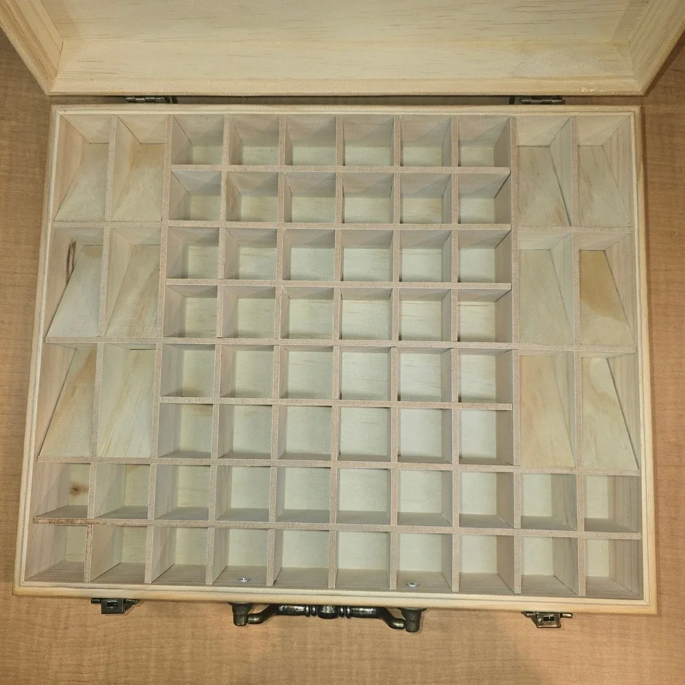 doTerra Essential Oil Engraved Wooden Storage Box Holds‎ 68 Bottles + foam pad